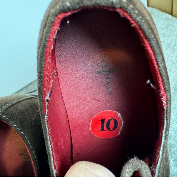 🌟 Cole Haan Boys Brown Suede Oxfords Size 10 - Picture 3 of 8